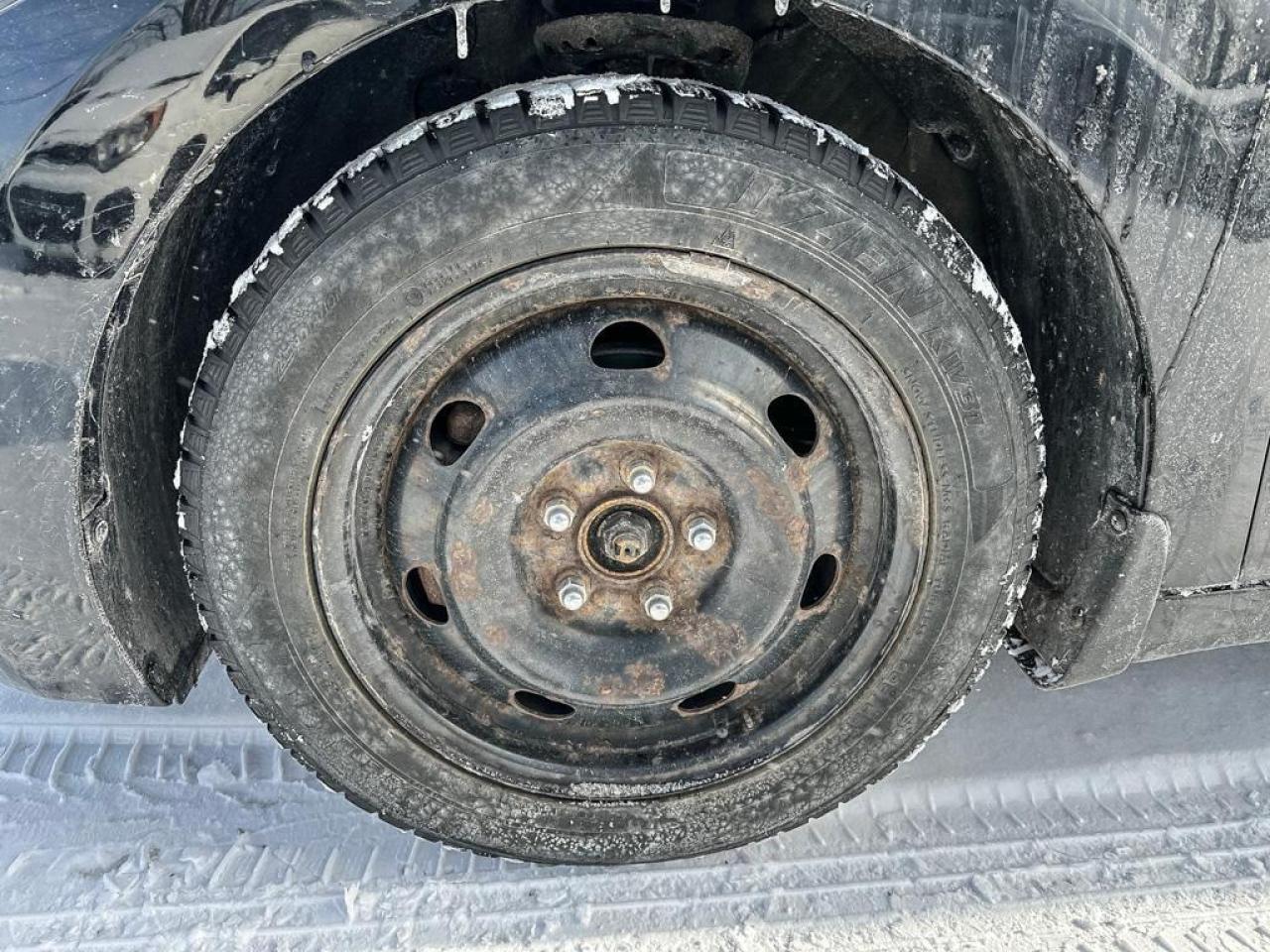 2017 Hyundai Elantra GLS Photo