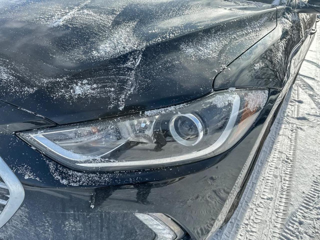 2017 Hyundai Elantra GLS Photo