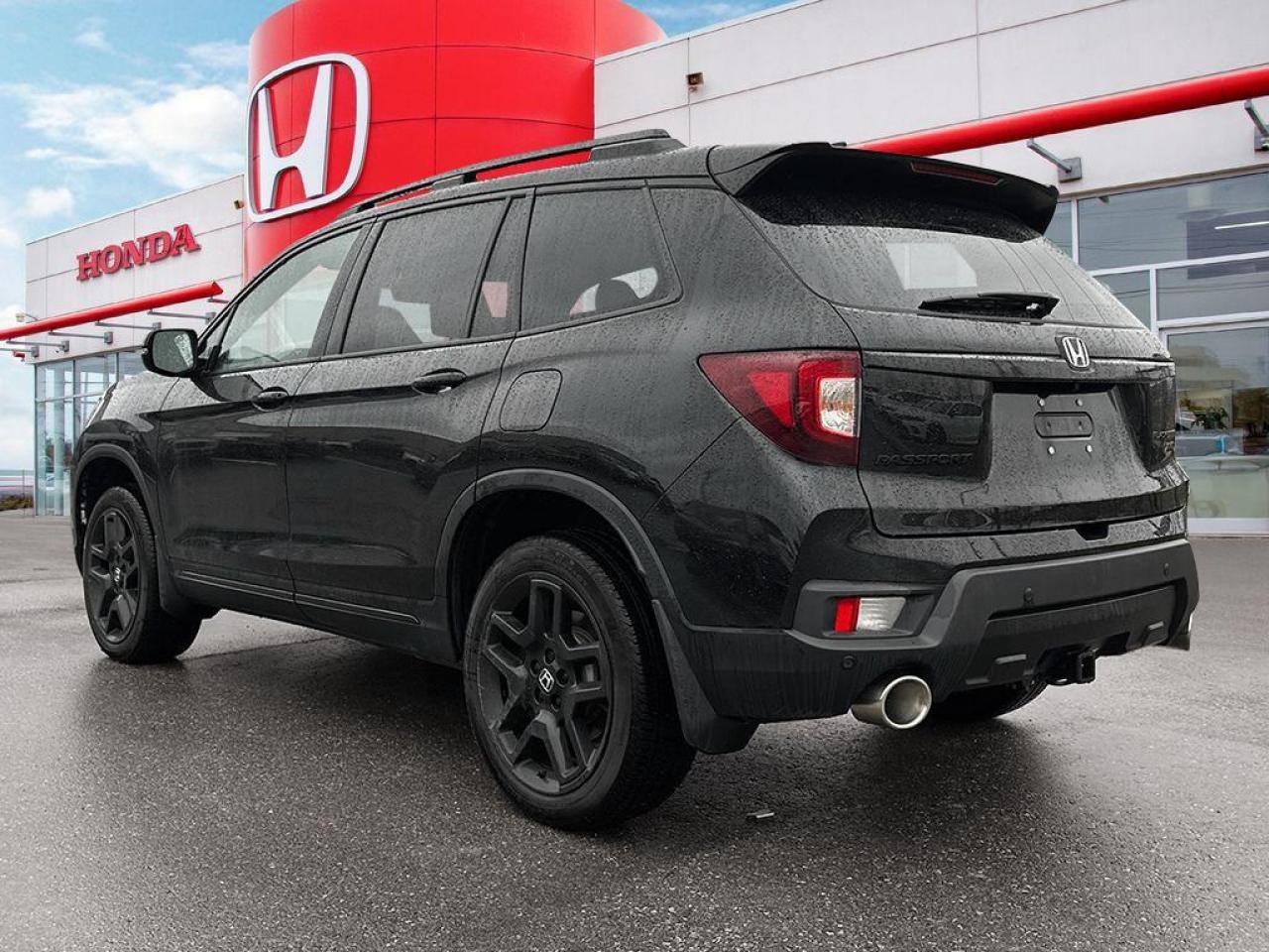 2024 Honda Passport Black Edition Photo3