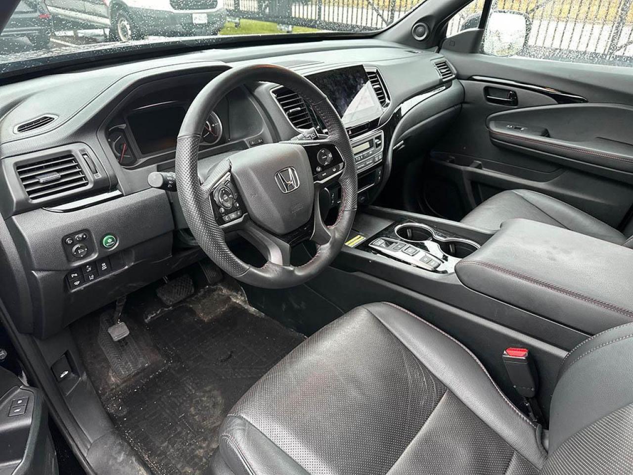 2024 Honda Passport Black Edition Photo