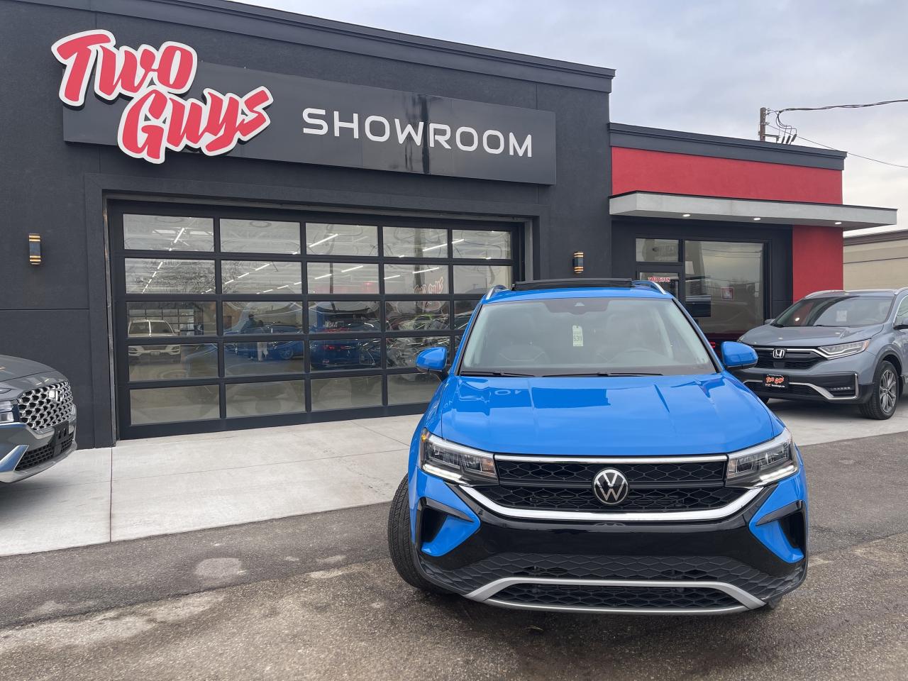 2024 Volkswagen Taos Comfortline 4MOTION AWD Remote Start Sunroof Photo