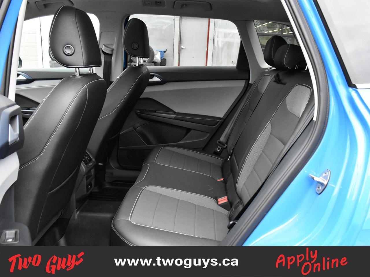 2024 Volkswagen Taos Comfortline AWD   Lthr   Panoroof Photo