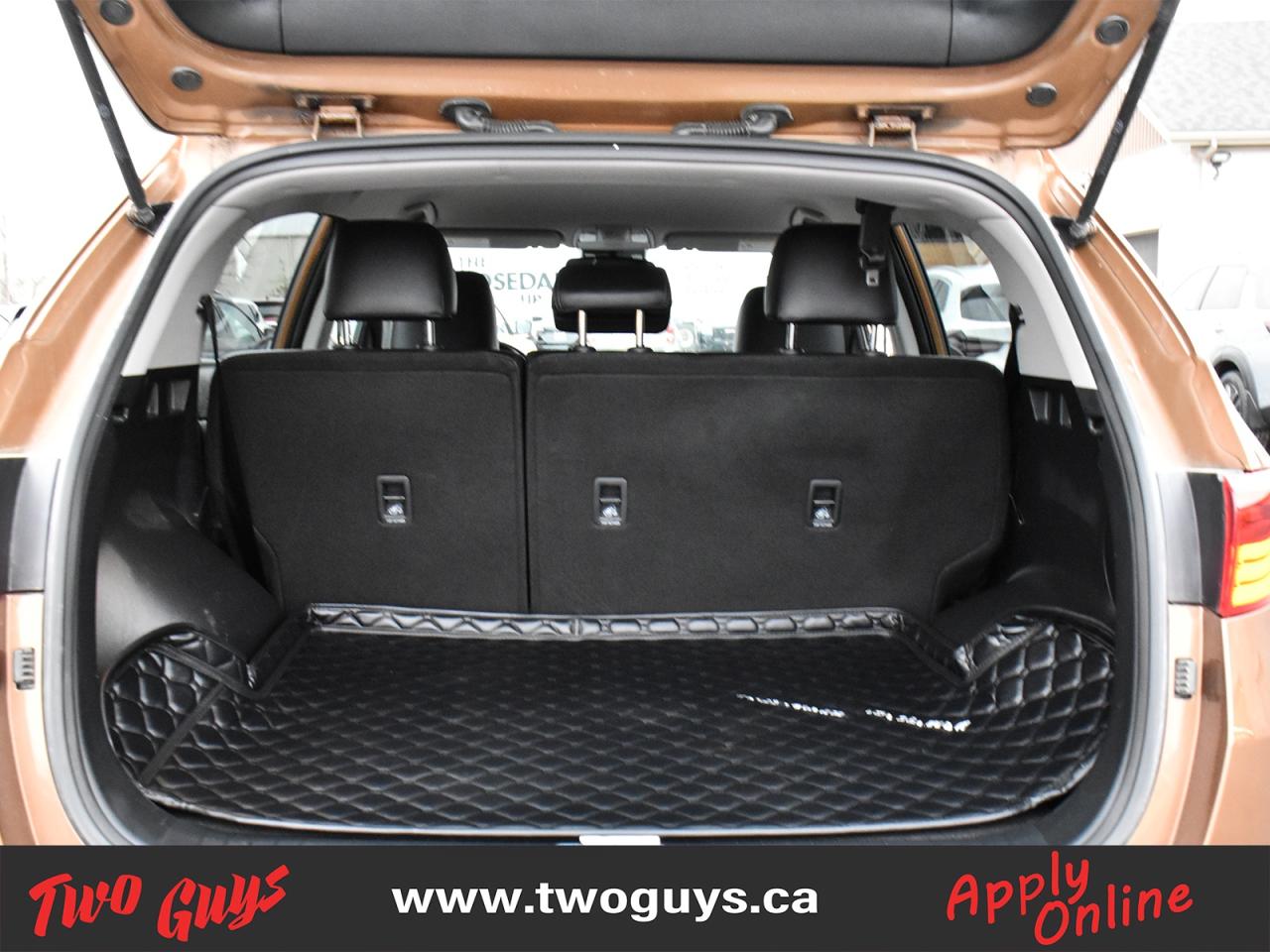 2019 Kia Sportage EX AWD   Leather   Great KMS   Clean CF Photo