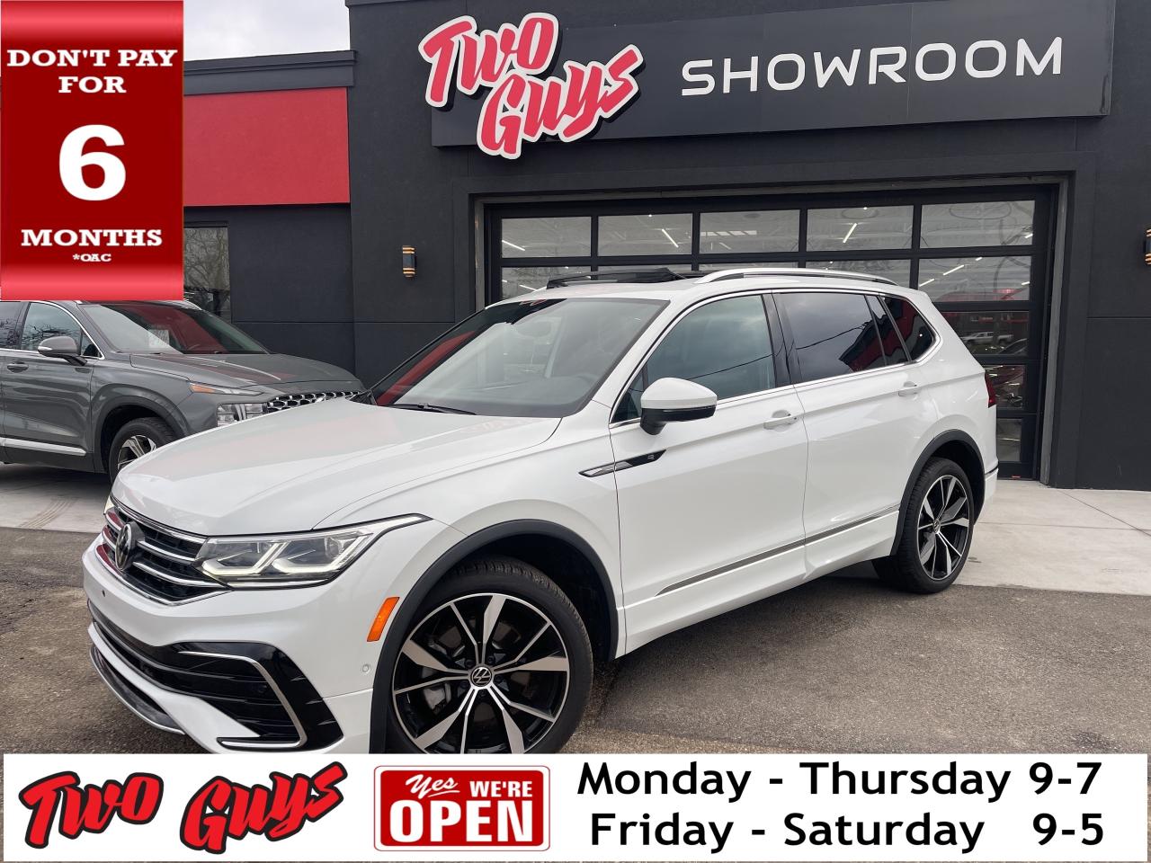 2024 Volkswagen Tiguan Highline R-Line 4MOTION AWD Leather Sunroof Nav Photo0