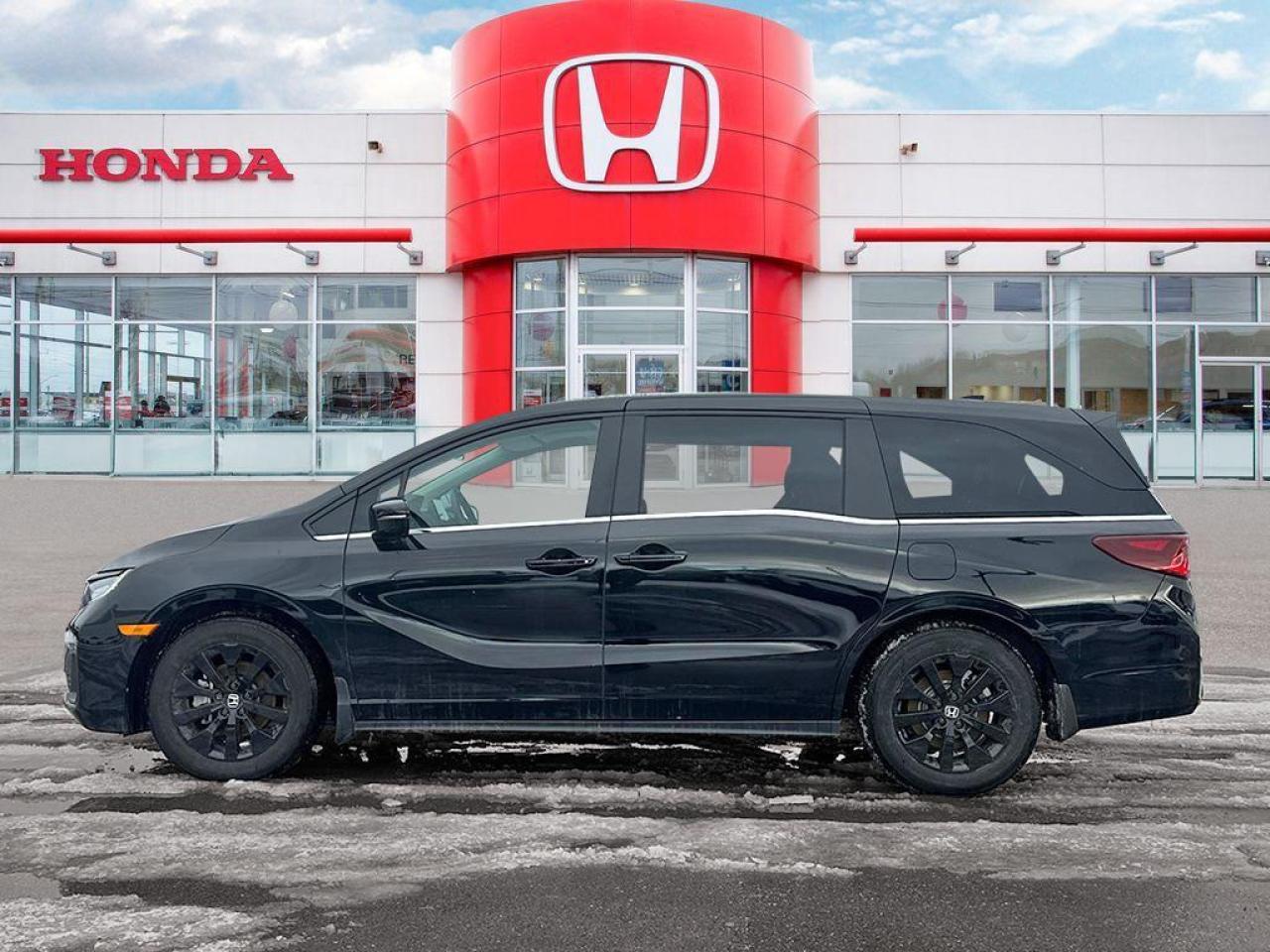 2025 Honda Odyssey SPORT Photo2