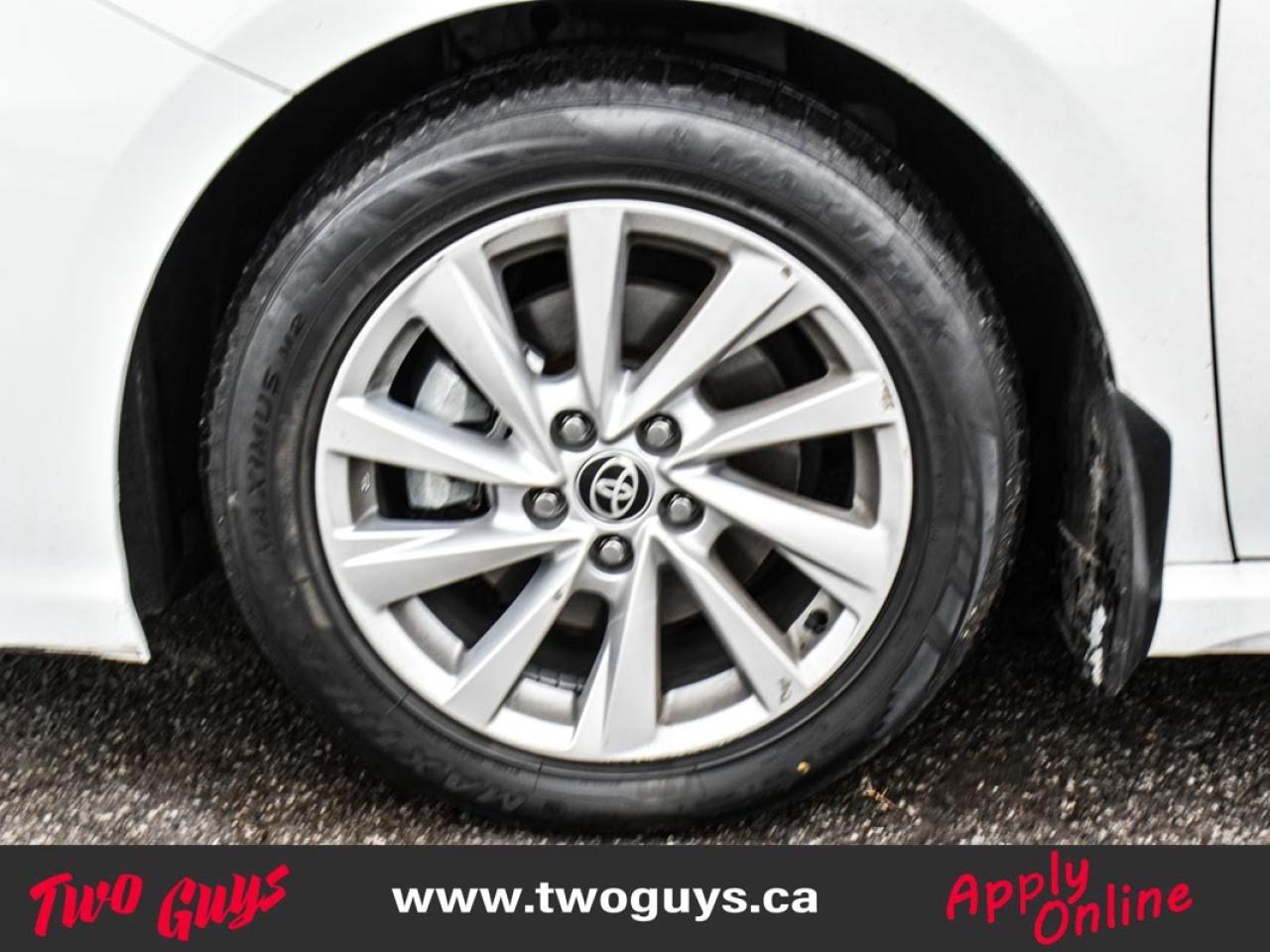 2023 Toyota Camry SE Auto Back Up Camera Heated Front Seats Photo