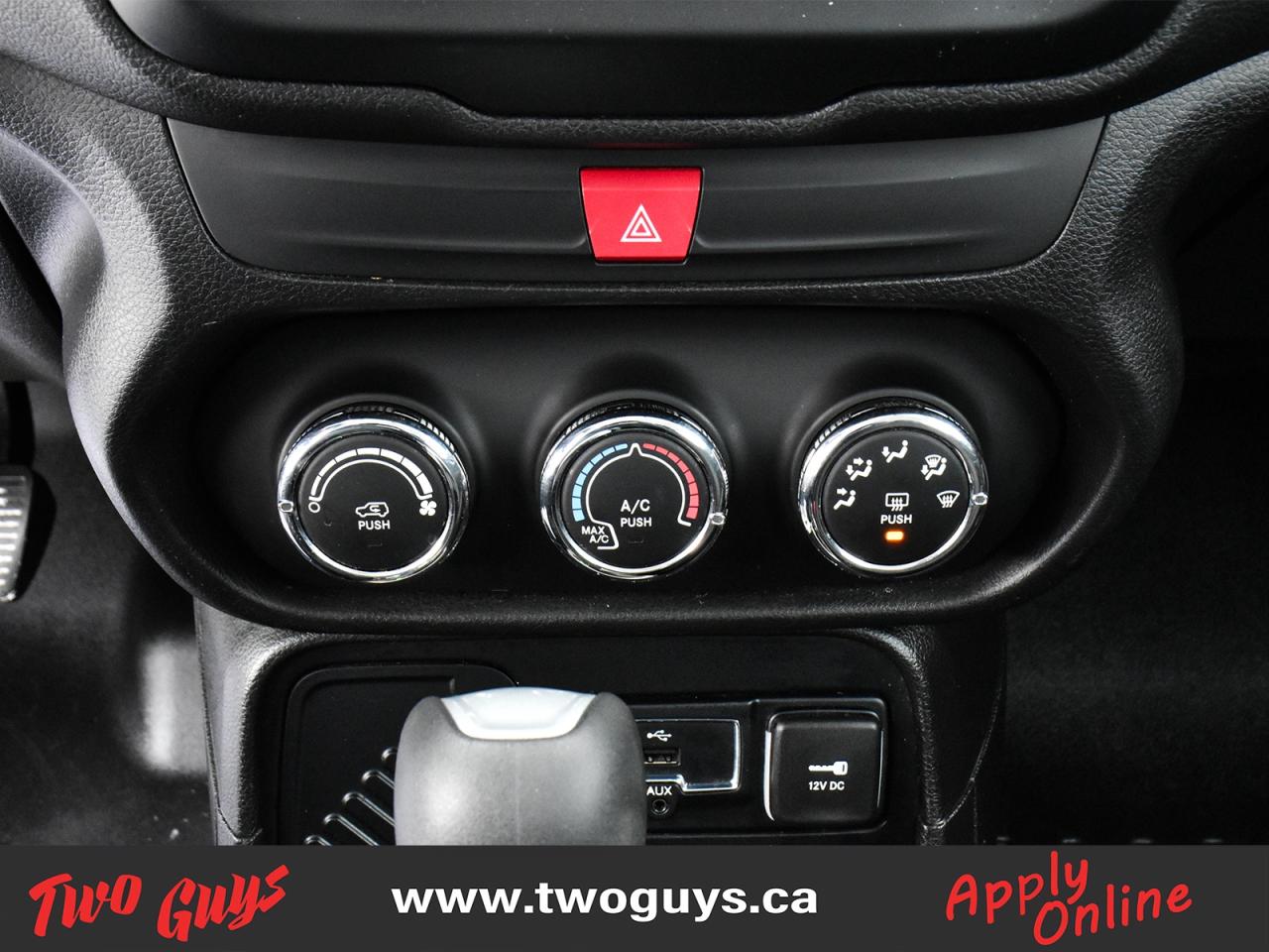 2016 Jeep Renegade FWD 4dr Sport Nice Local Trade In! Photo