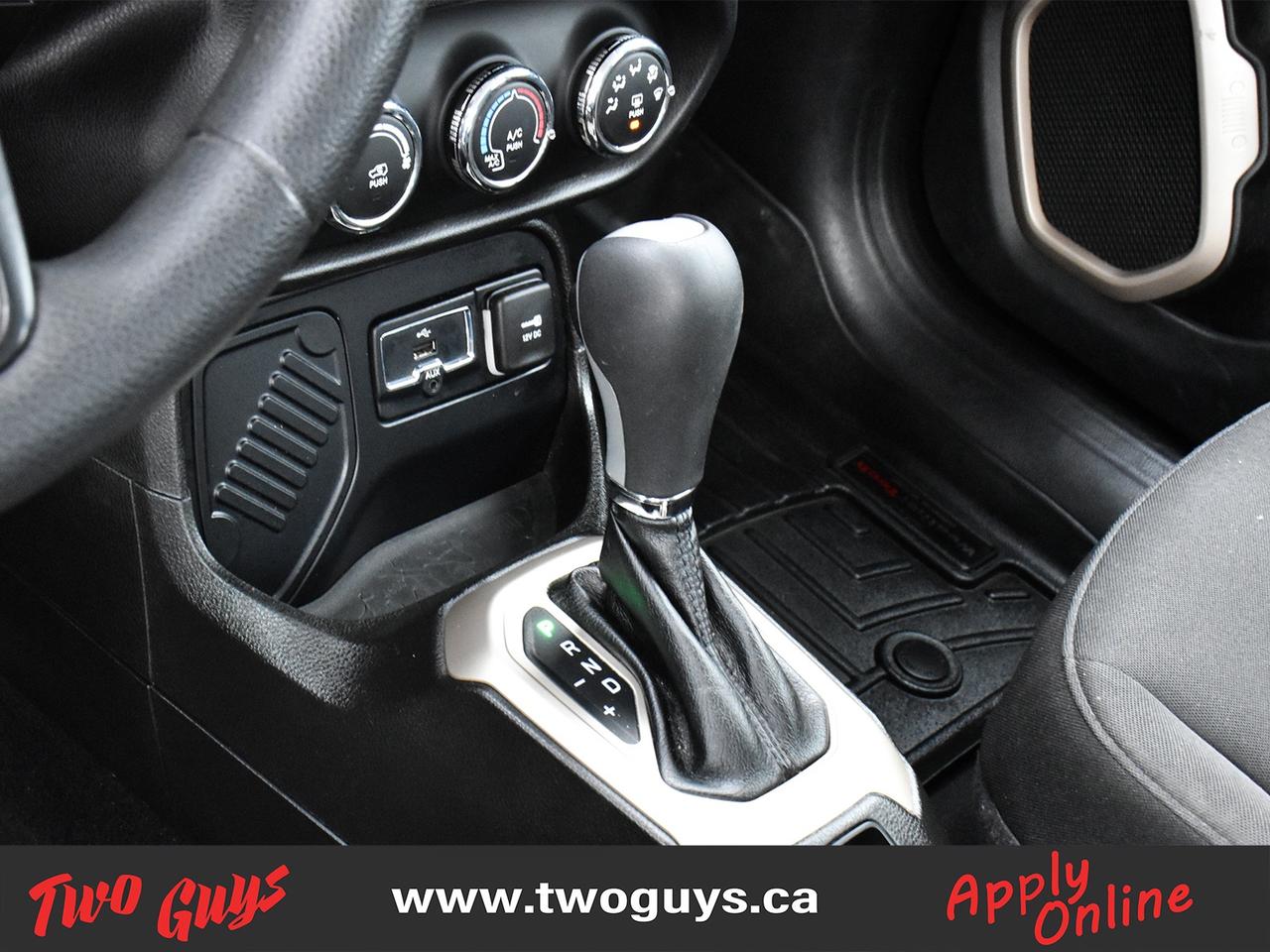 2016 Jeep Renegade Sport   FWD   New Tires   Bluetooth   Pwr Group Photo