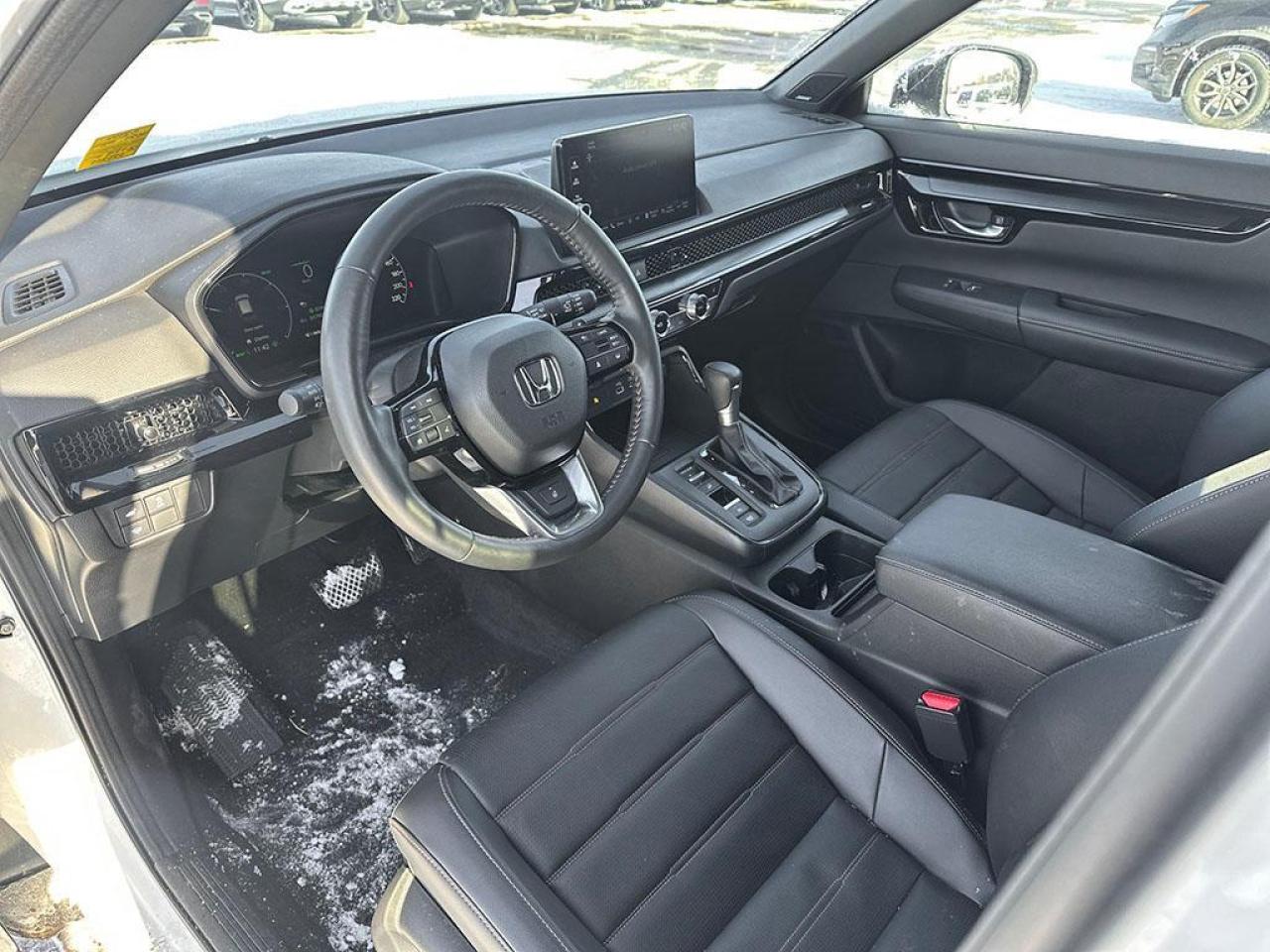 2024 Honda CR-V Hybrid Touring Photo