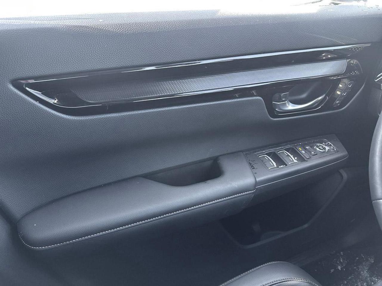 2024 Honda CR-V Hybrid Touring Photo