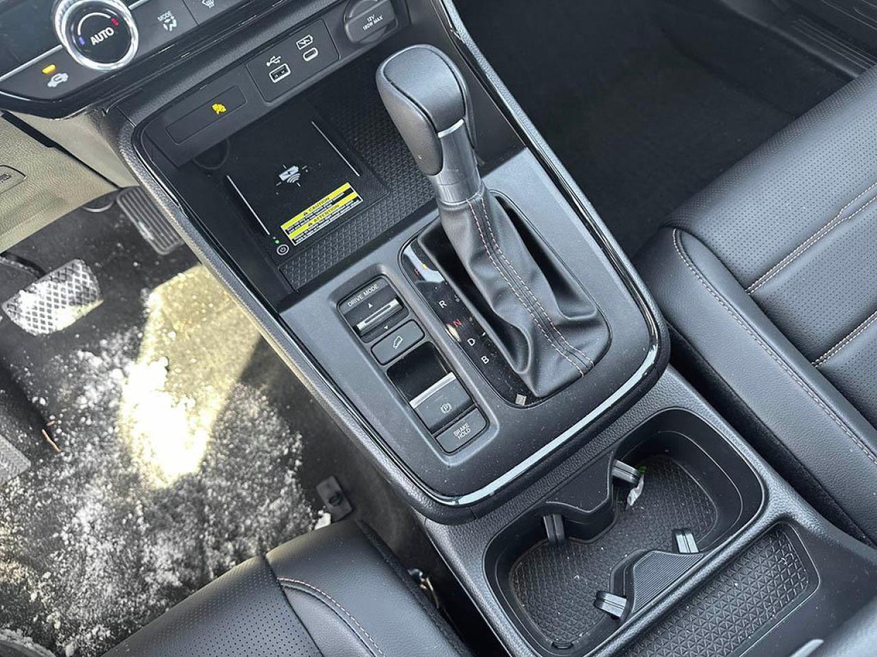 2024 Honda CR-V Hybrid Touring Photo