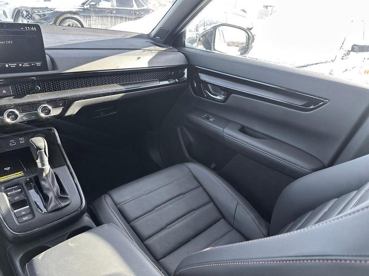 2024 Honda CR-V Hybrid Touring Photo