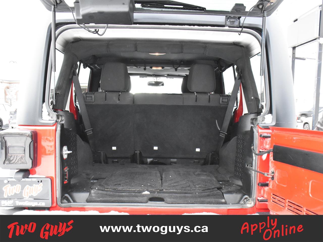 2017 Jeep WRANGLER UNLIMITED 4WD 4dr Willys Wheeler Photo