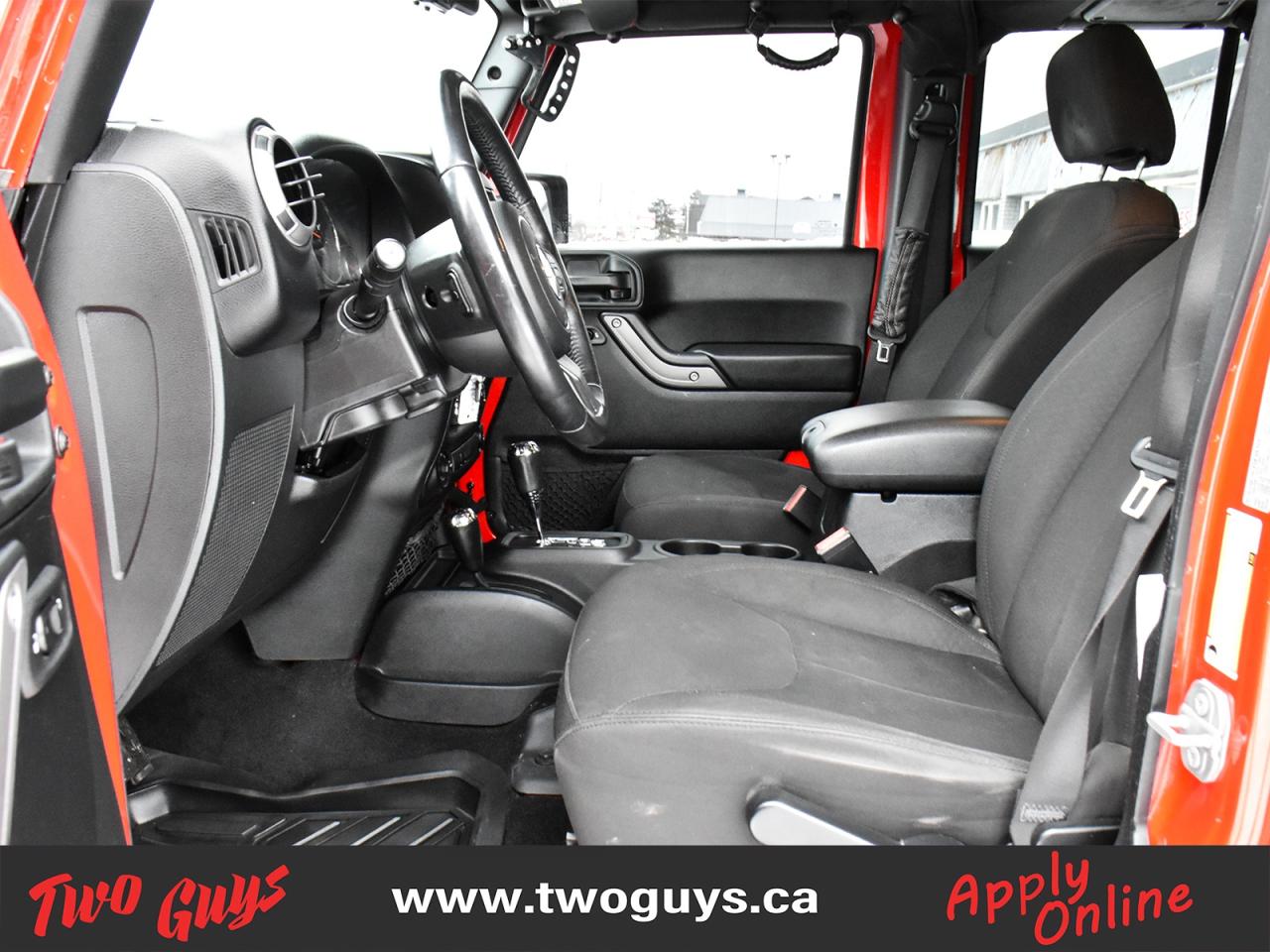 2017 Jeep WRANGLER UNLIMITED 4WD 4dr Willys Wheeler Photo