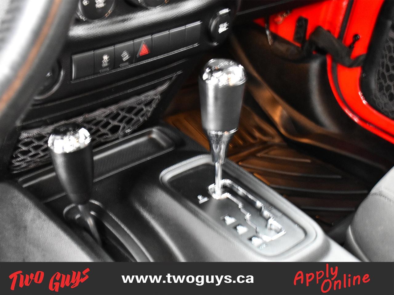 2017 Jeep WRANGLER UNLIMITED 4WD 4dr Willys Wheeler Photo