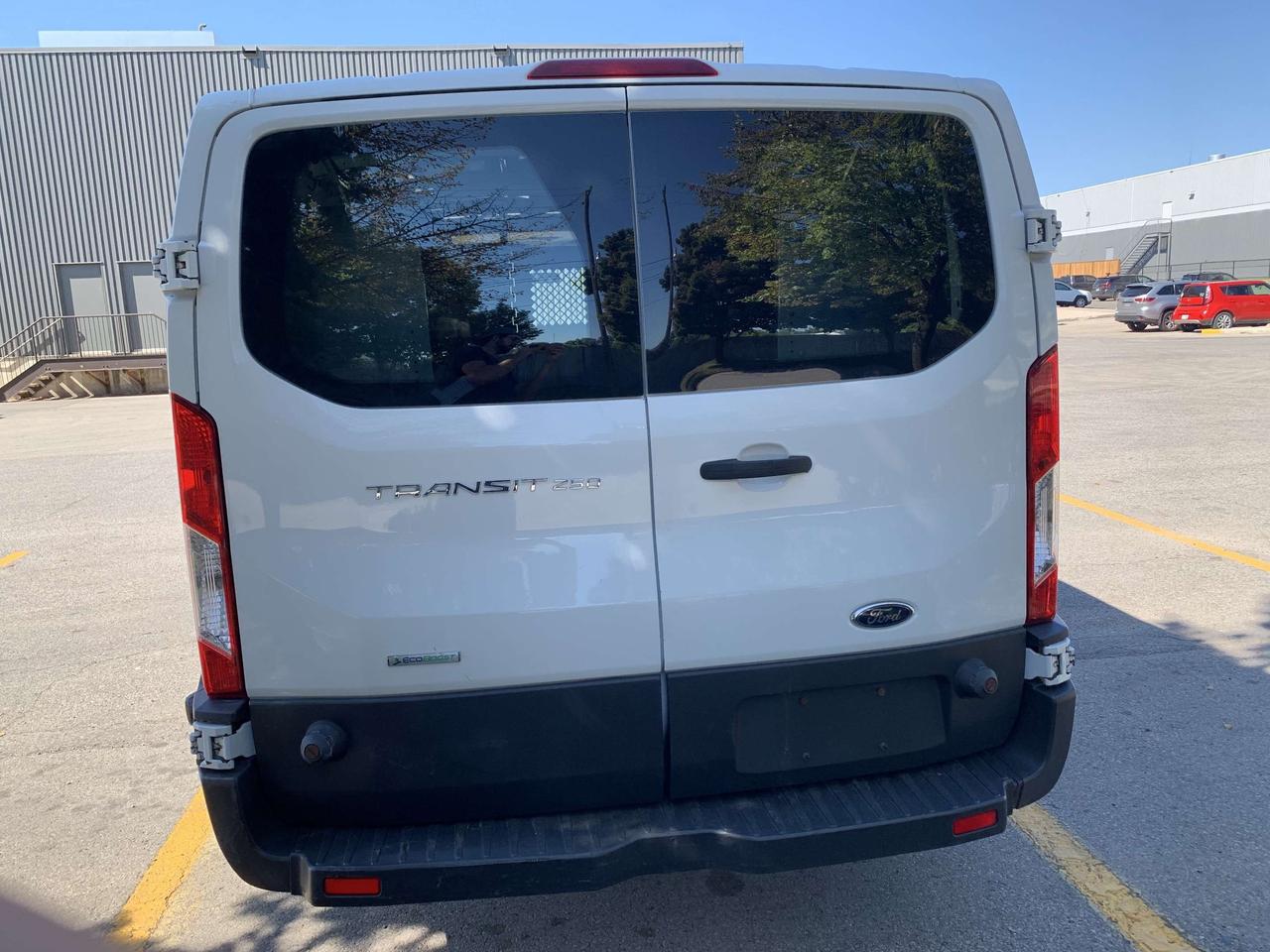 2015 Ford FordTransit_Cargo_Van T250  148"W/B  CAR FAX CLEAN / LOADED Photo