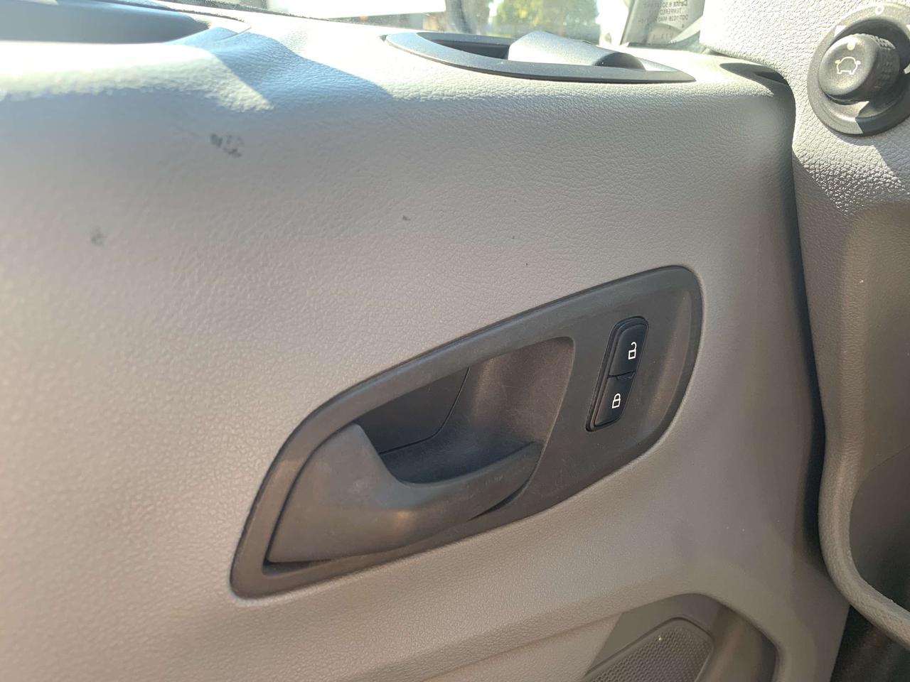 2015 Ford FordTransit_Cargo_Van T250  148"W/B  CAR FAX CLEAN / LOADED Photo