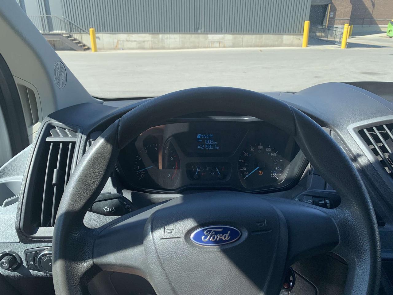 2015 Ford FordTransit_Cargo_Van T250  148"W/B  CAR FAX CLEAN / LOADED Photo