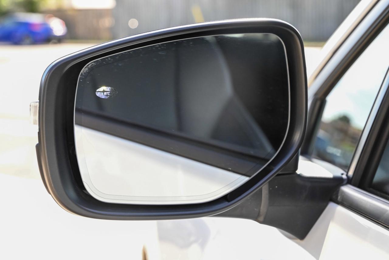 2024 Subaru Legacy GT / AWD/ ONLY 19,000 Kilo!!! Photo