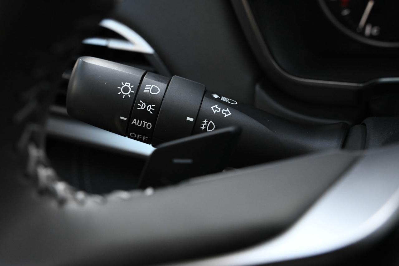 2024 Subaru Legacy GT / AWD/ ONLY 19,000 Kilo!!! Photo