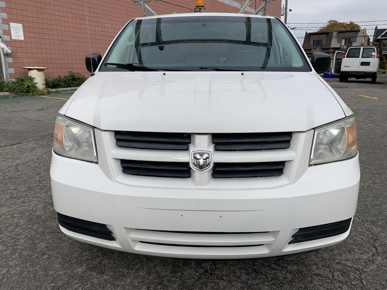 2010 Dodge Grand Caravan CARGO !!! 183136 KMS !!! CAR FAX CLEAN / CERTIFIED Photo