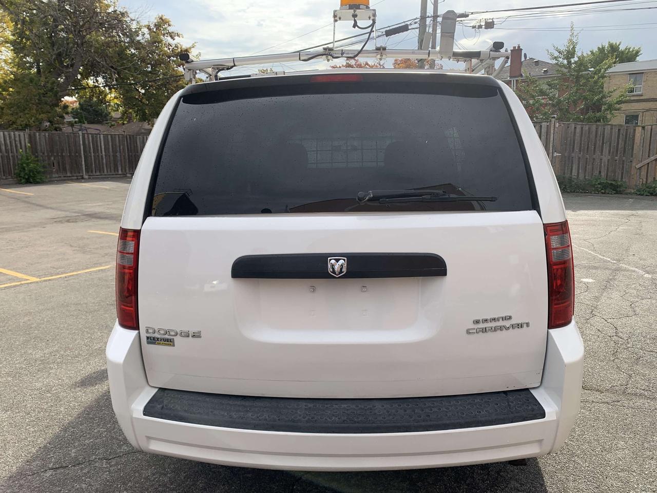2010 Dodge Grand Caravan CARGO !!! 183136 KMS !!! CAR FAX CLEAN / CERTIFIED Photo
