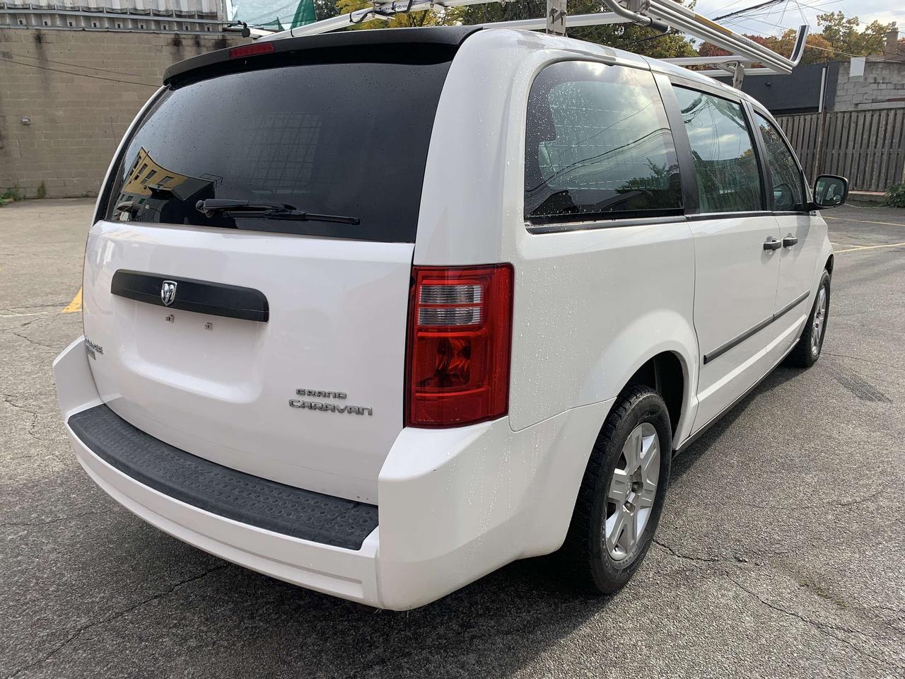 2010 Dodge Grand Caravan CARGO !!! 183136 KMS !!! CAR FAX CLEAN / CERTIFIED Photo