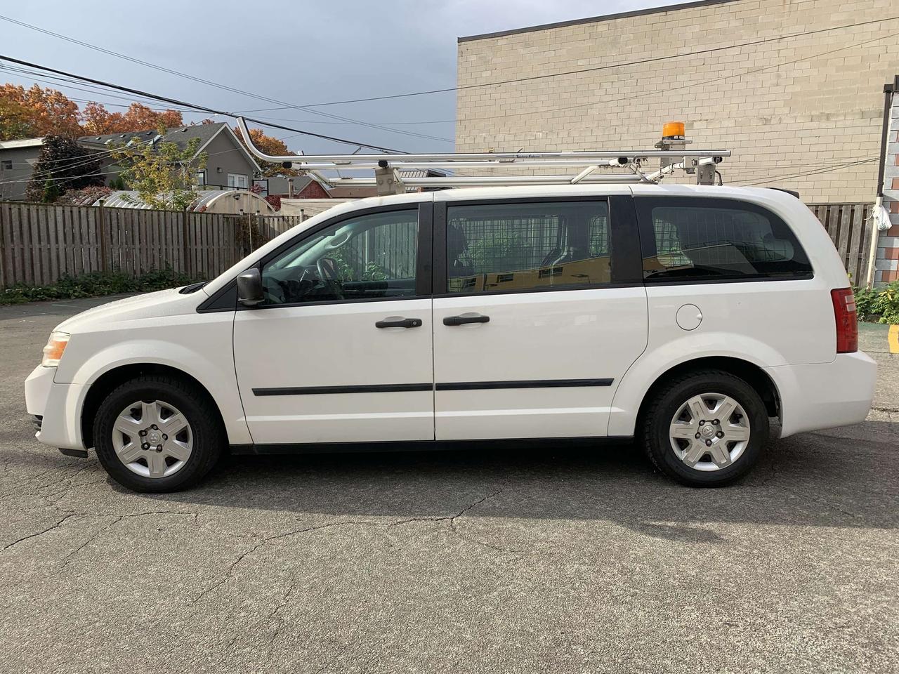 2010 Dodge Grand Caravan CARGO !!! 183136 KMS !!! CAR FAX CLEAN / CERTIFIED Photo1