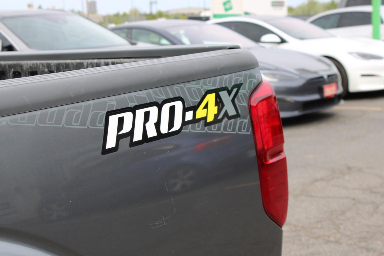 2018 Nissan Frontier PRO-4X Crew Cab 4WD Leather   ACCIDENT FREE   SAFE Photo