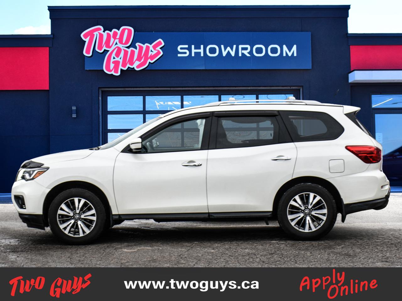 2017 Nissan Pathfinder 4WD 4dr SV Back Up Cam Heated Front Seats Photo