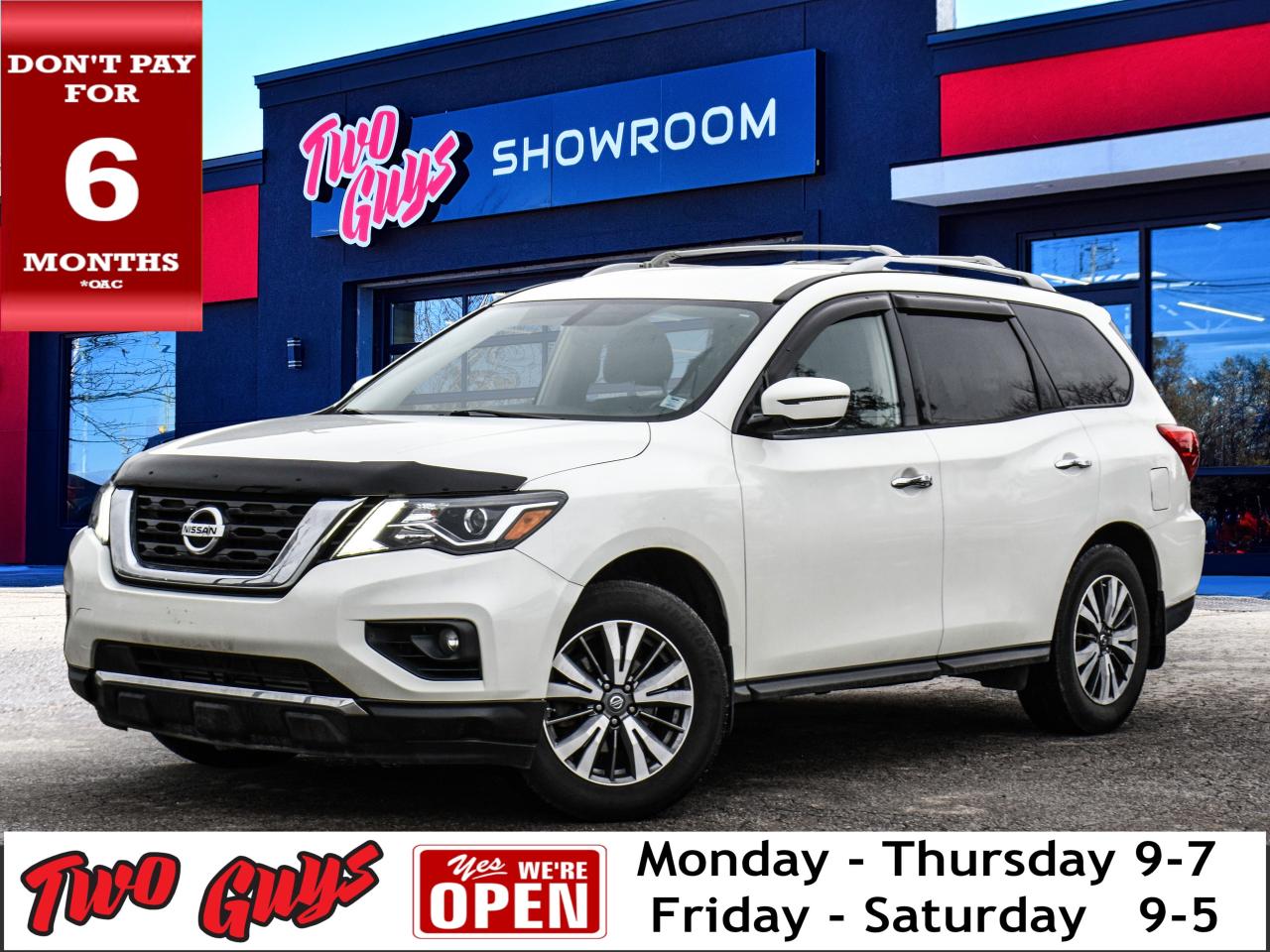 2017 Nissan Pathfinder 4WD 4dr SV Back Up Cam Heated Front Seats Photo0