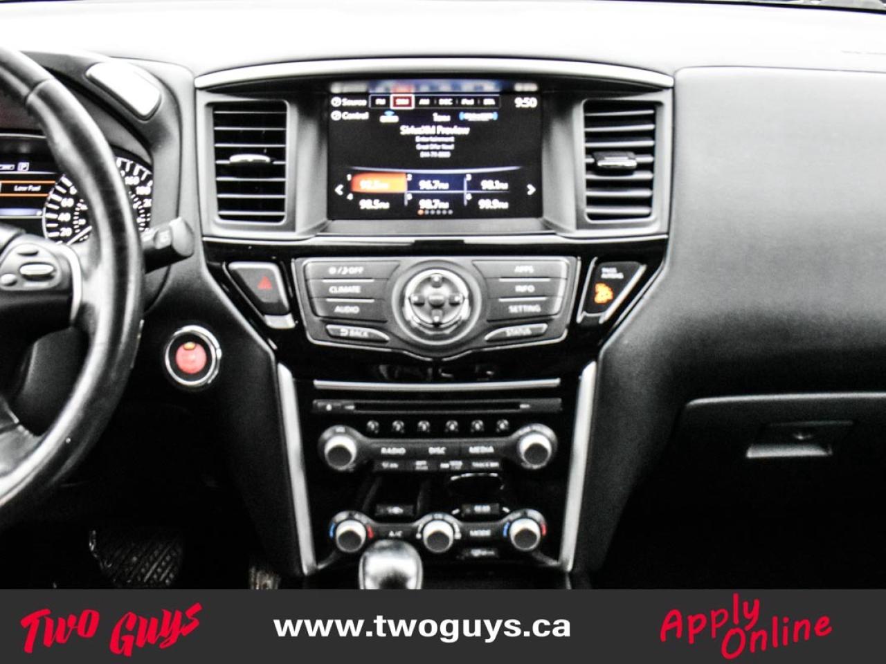 2017 Nissan Pathfinder 4WD 4dr SV Back Up Cam Heated Front Seats Photo