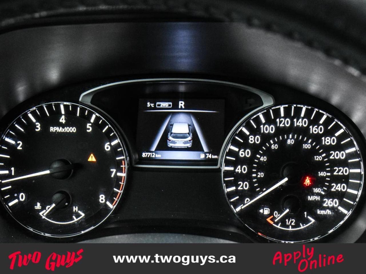 2017 Nissan Pathfinder 4WD 4dr SV Back Up Cam Heated Front Seats Photo