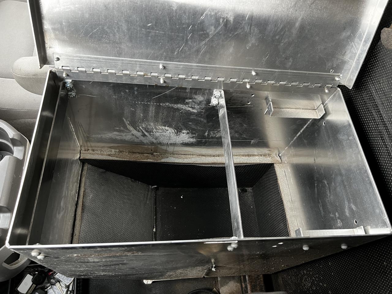 2012 Ford E-350 CARGO /  HIGH ROOF / HARD TO FIND !! VERY CLEAN !! Photo