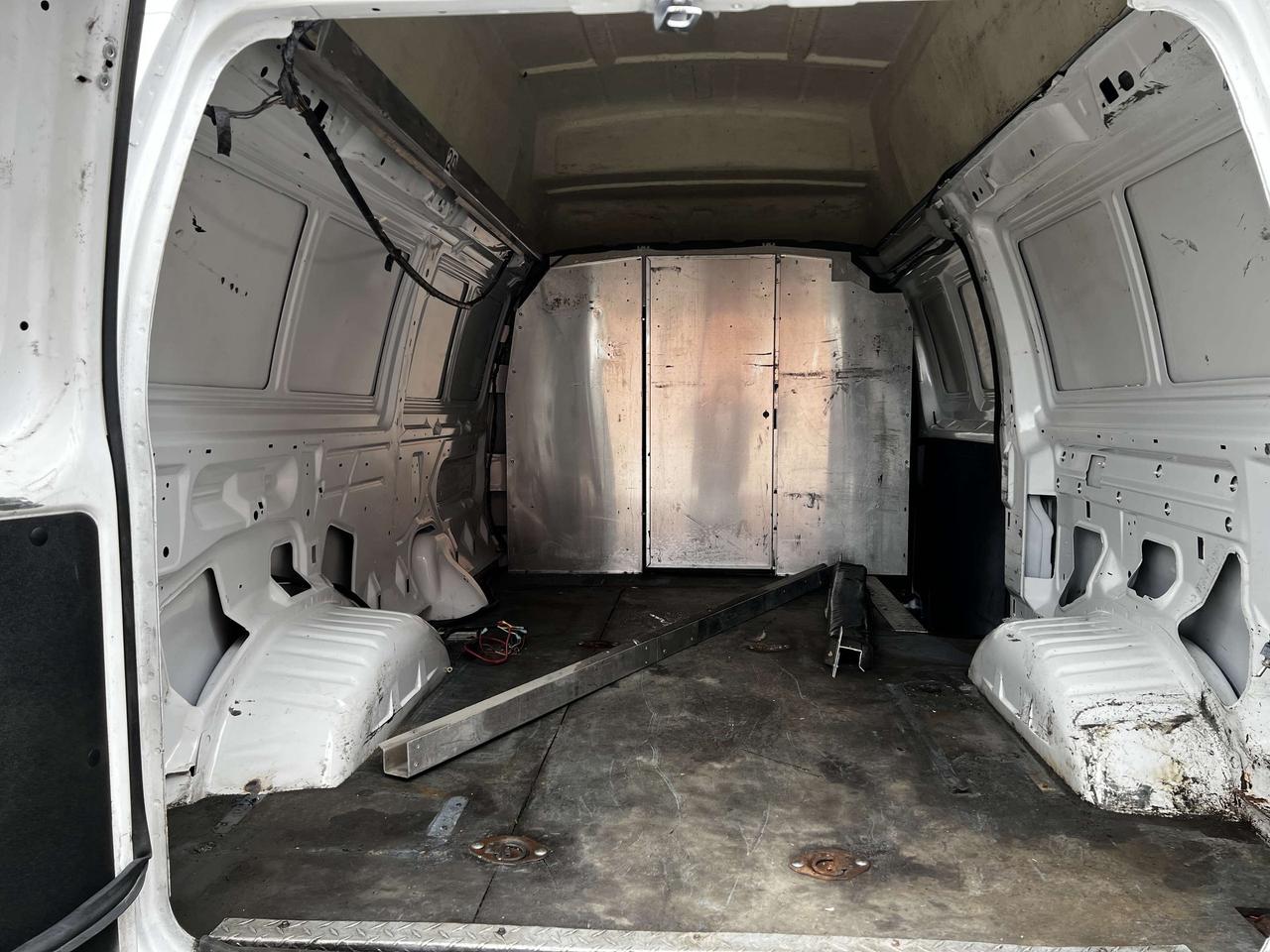 2012 Ford E-350 CARGO /  HIGH ROOF / HARD TO FIND !! VERY CLEAN !! Photo