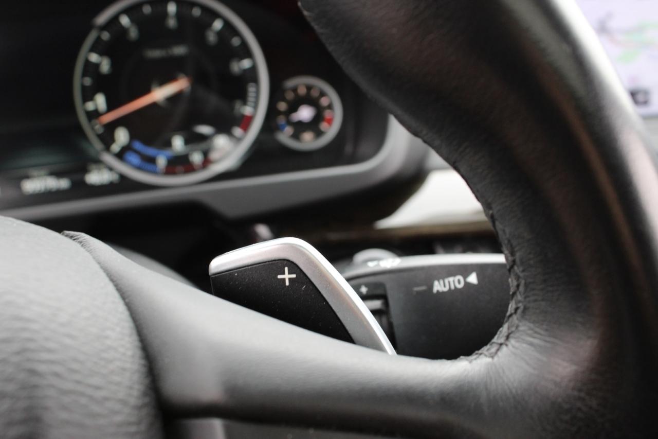 2017 BMW X6 xDrive35i Red Interior 360 Camera Blind Spot Lane Photo