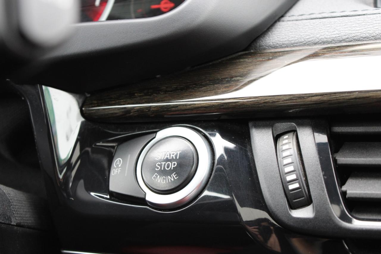 2017 BMW X6 xDrive35i Red Interior 360 Camera Blind Spot Lane Photo