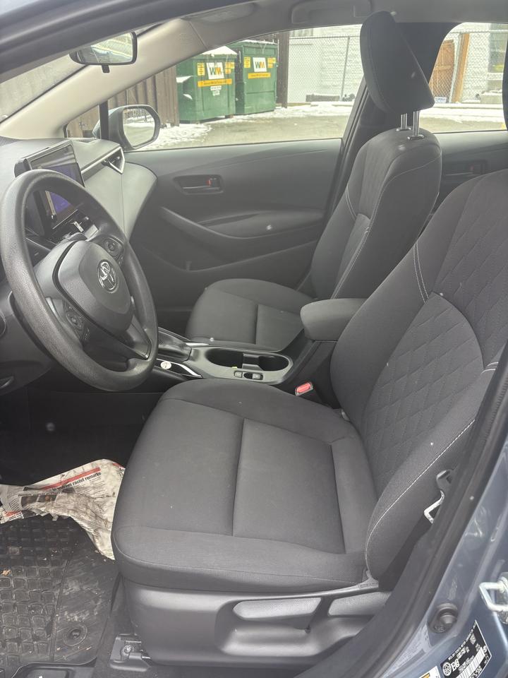 2023 Toyota Corolla Hybrid LE CVT Photo4