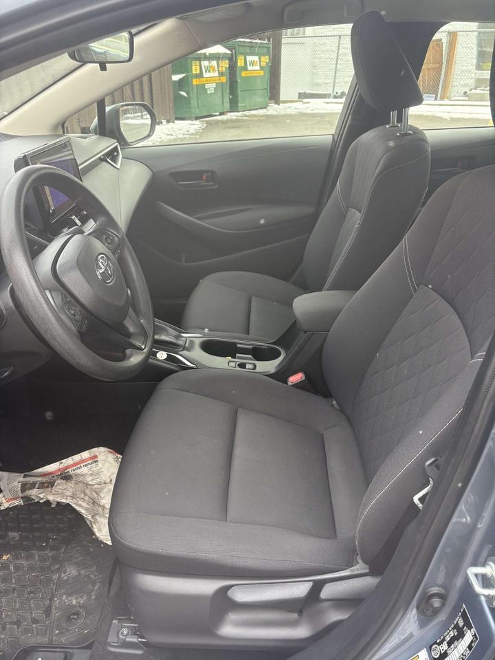2023 Toyota Corolla Hybrid LE CVT Photo4