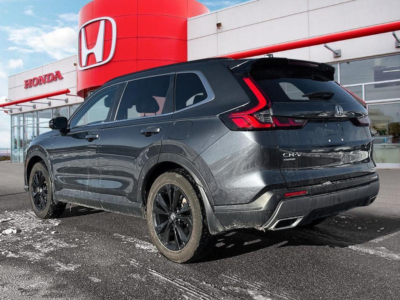 2023 Honda CR-V Hybrid Touring Photo