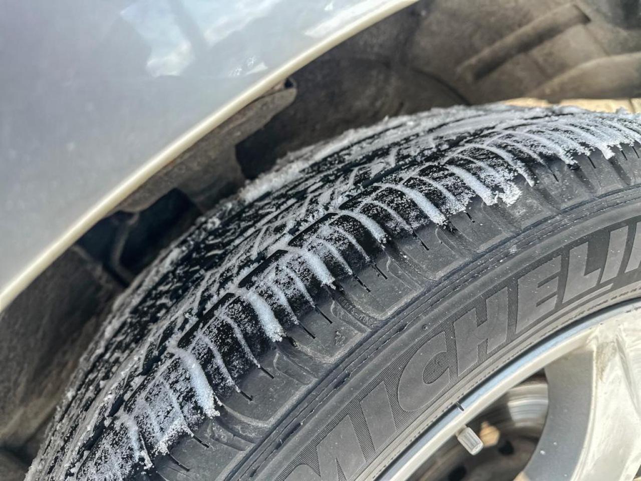 2009 Toyota Venza base Photo