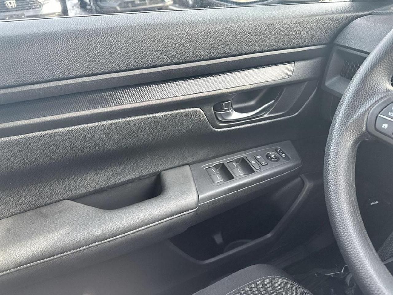 2025 Honda CR-V LX Photo