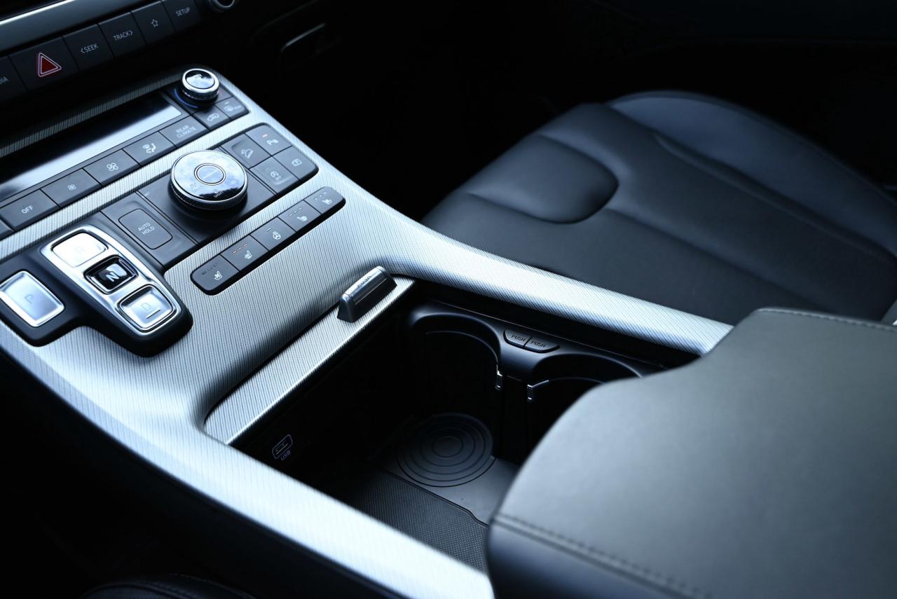 2024 Hyundai PALISADE Urban/ 8 Rider/Low kilo/ 1-owner/AWD Photo