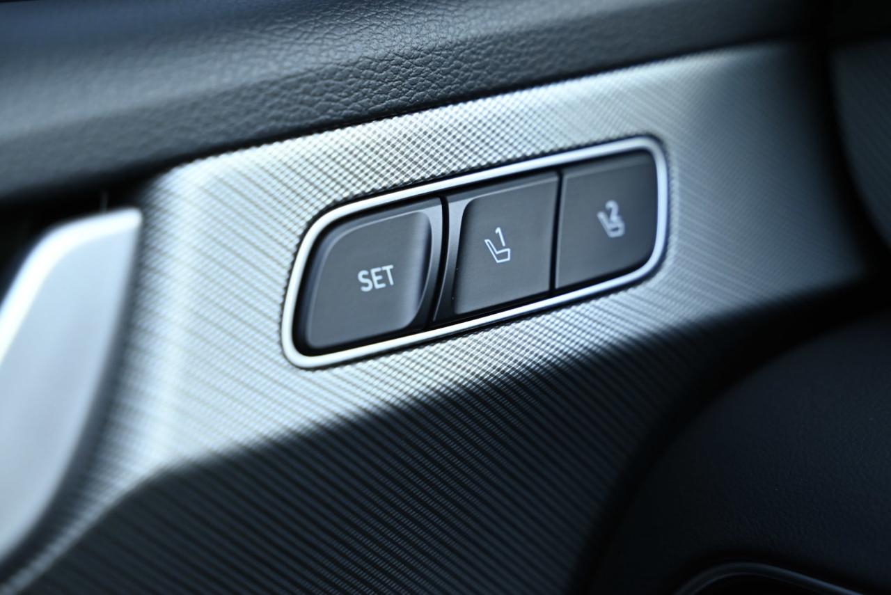 2024 Hyundai PALISADE Urban/ 8 Rider/Low kilo/ 1-owner/AWD Photo