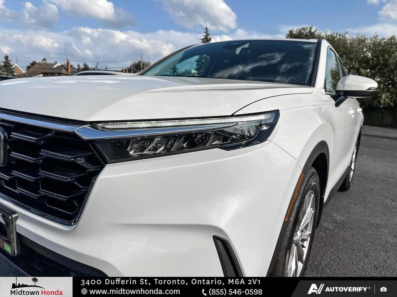 2023 Honda CR-V *HEATED STEERING/ APPLE CARPLAY / LEATHER INTERIOR Photo