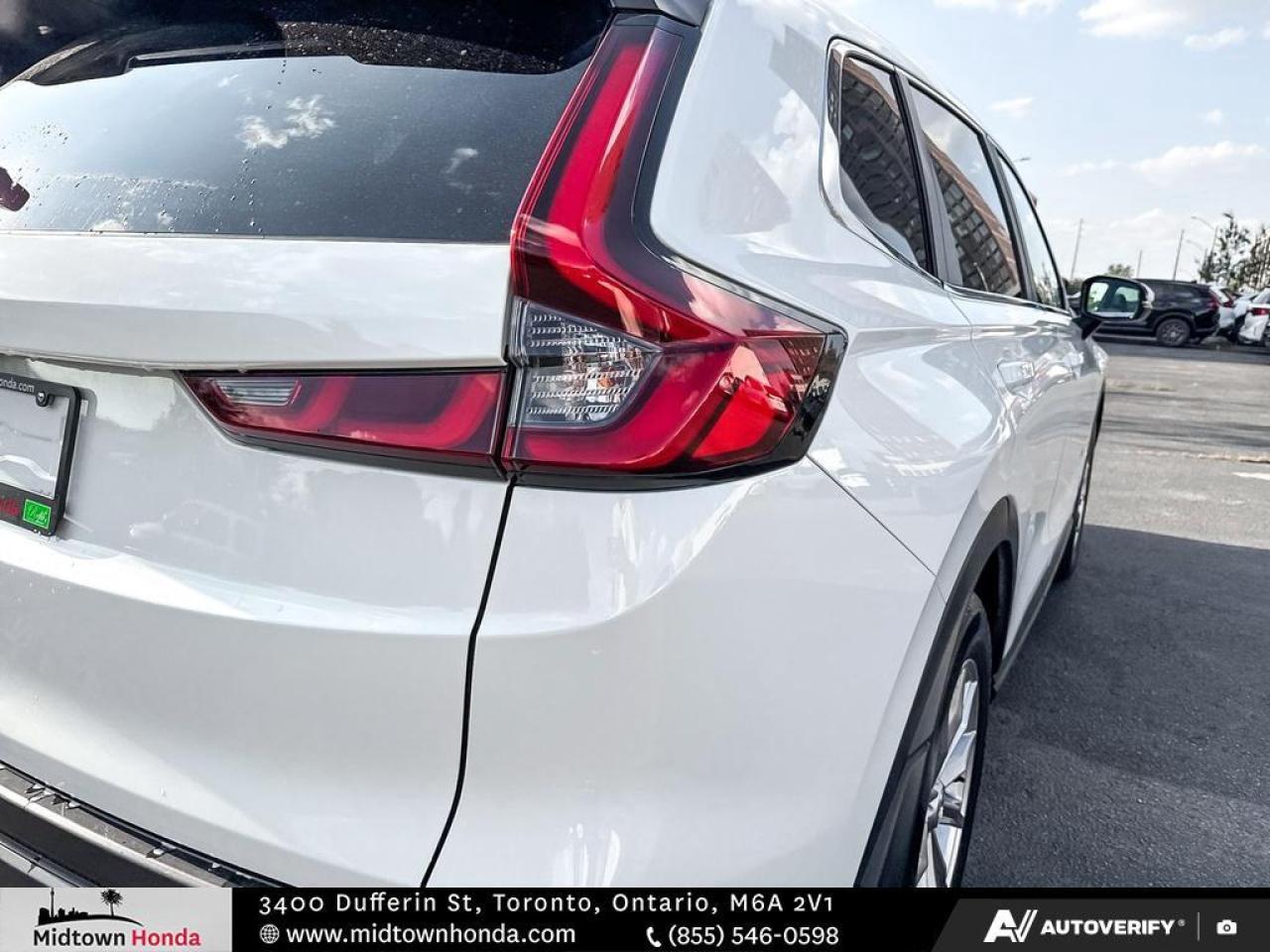 2023 Honda CR-V *HEATED STEERING/ APPLE CARPLAY / LEATHER INTERIOR Photo