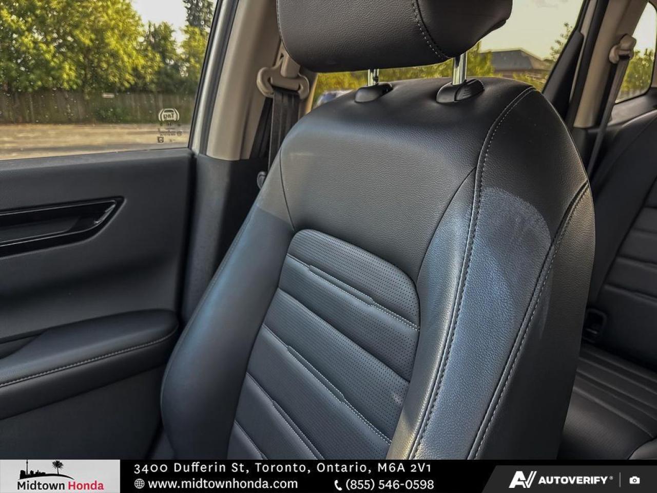 2023 Honda CR-V *HEATED STEERING/ APPLE CARPLAY / LEATHER INTERIOR Photo