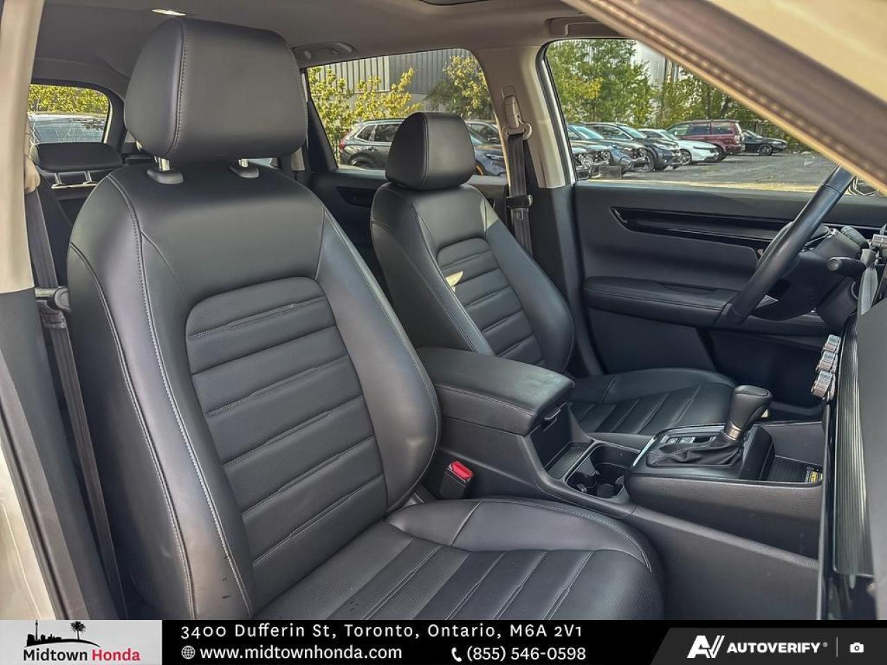 2023 Honda CR-V *HEATED STEERING/ APPLE CARPLAY / LEATHER INTERIOR Photo