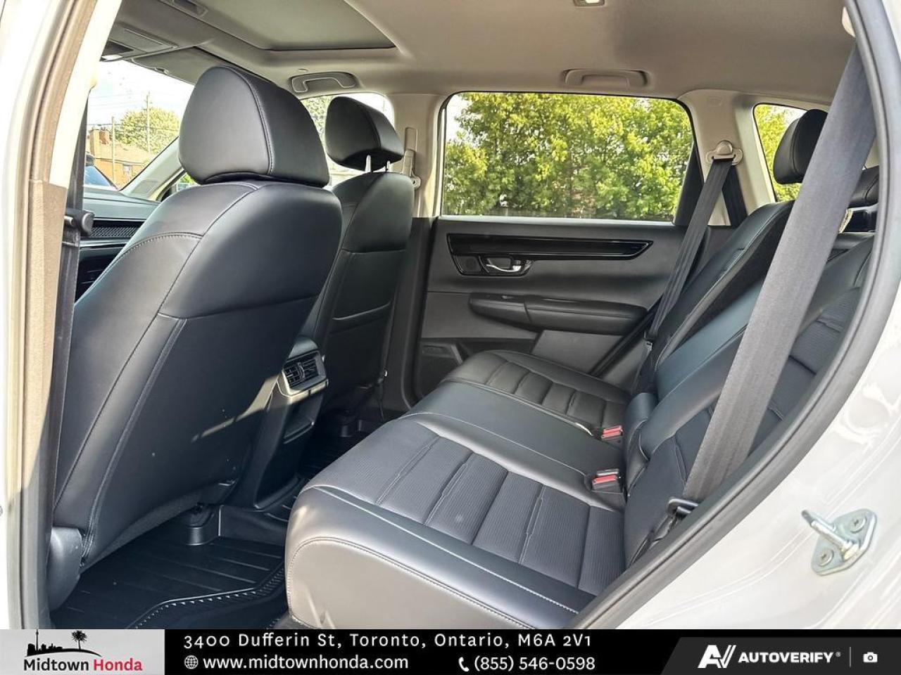2023 Honda CR-V *HEATED STEERING/ APPLE CARPLAY / LEATHER INTERIOR Photo