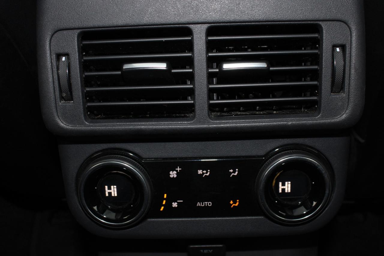 2018 Land Rover Range Rover Velar R-Dynamic V6   CERTIFIED   NO ACCIDENTS   CERTIFIE Photo